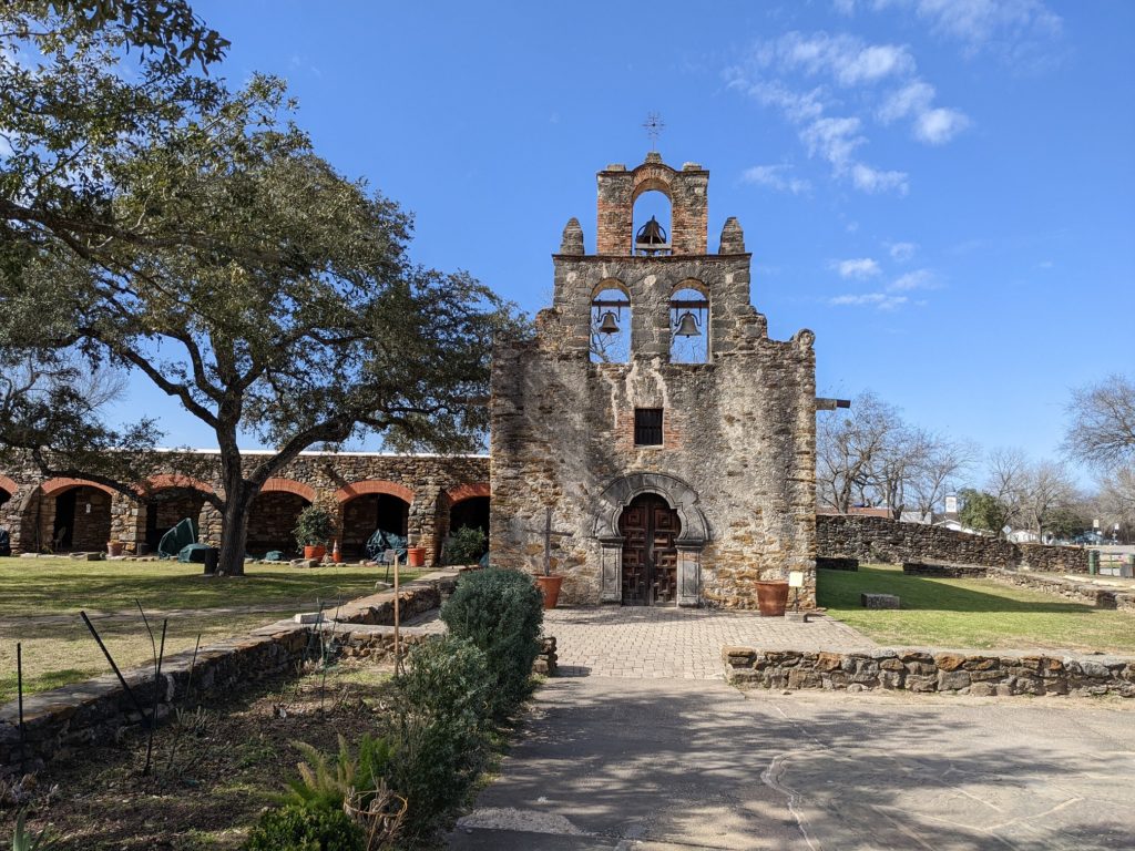 A Guide To The Alamo & Famous San Antonio Missions